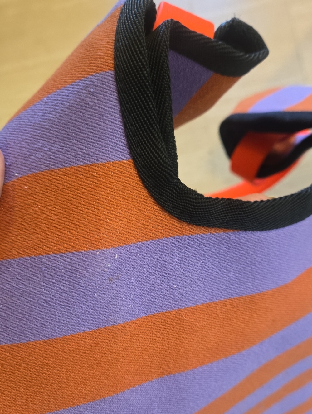 Anuscas Family Striped Tanger Sack - Picture 3 of 8